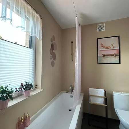 Apartament Tuterra Ii *